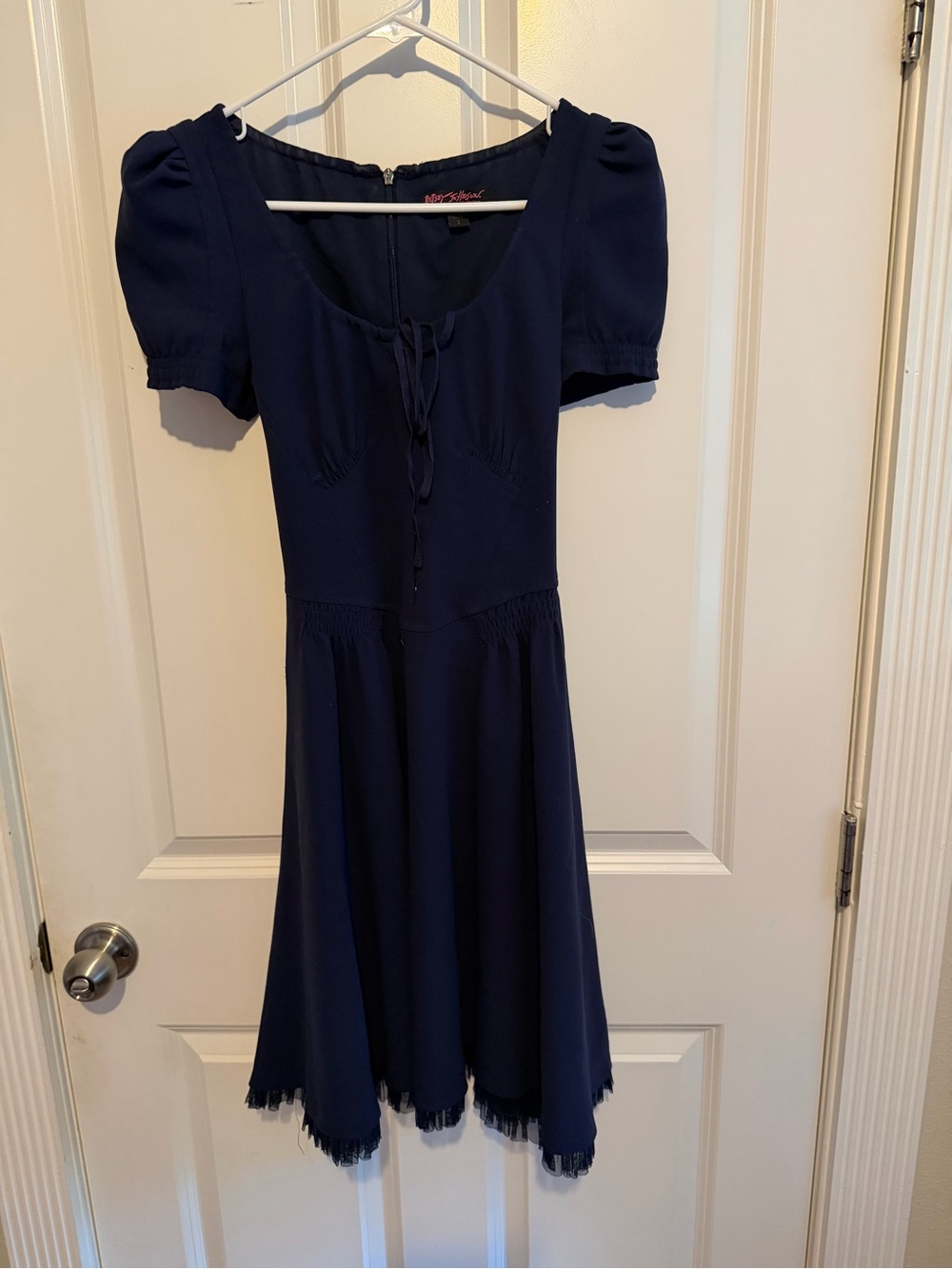 Betsey Johnson Short-Sleeve corset style dress with bow tie options